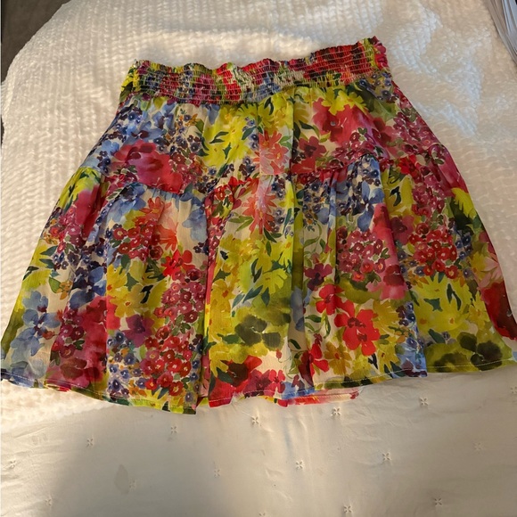 Vici Astoria Floral Mini with Tie Detail Size Large NWOT - Picture 2 of 9